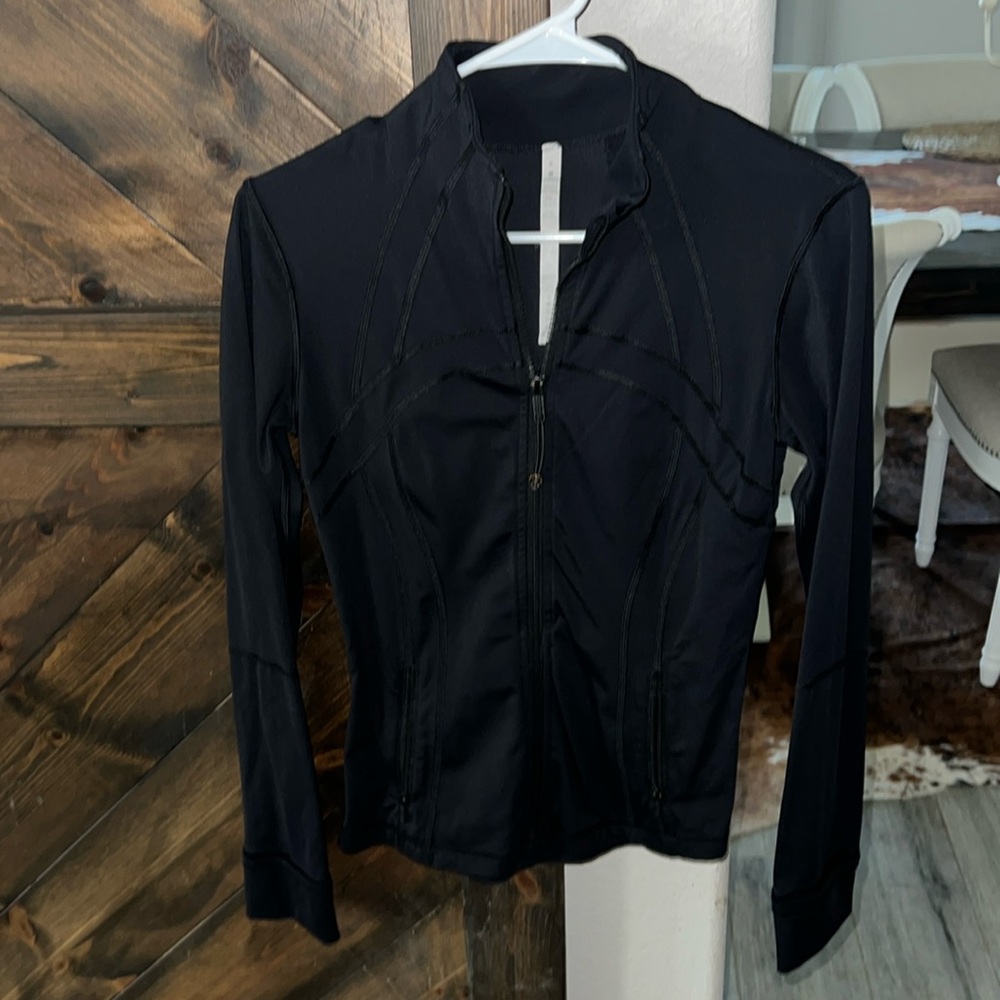 EUC Lululemon Define Jacket